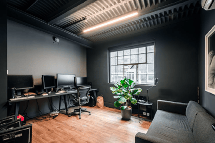 Image 3 of Sub800 Managed (350 - 350 sqft) - Albion Buildings, 1 Back Hill, London EC1R 5HT, UK
