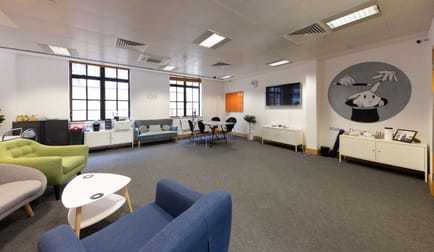 Image 11 of Sub800 Managed (1,243 - 1,243 sqft) - 25 W Tenter St, London E1 8DT, UK