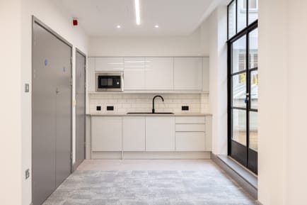 Image 18 of Sub800 Managed (1,243 - 1,243 sqft) - 25 W Tenter St, London E1 8DT, UK