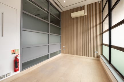 Image 17 of Sub800 Managed (1,243 - 1,243 sqft) - 25 W Tenter St, London E1 8DT, UK