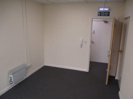 Image 4 of Safestore (Managed 115 - 600 sqft) - Dukes Park Industrial Estate - 17-19 Richmond Rd, CM2 - Chelmsford