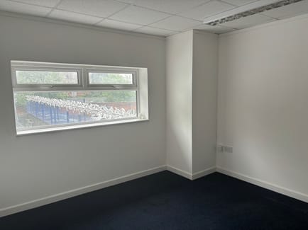 Image 4 of Safestore (Managed 90 - 175 sqft) - Portway Road, WA10 - Wednesbury