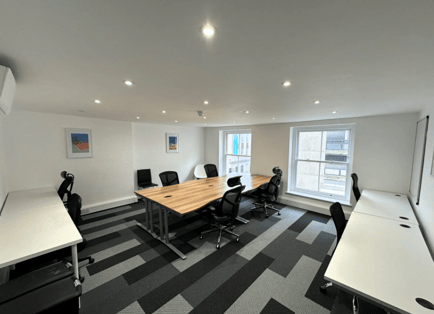 Image 2 of Space 32 - 97-99 King Street, W6 - Hammersmith