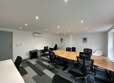 Image 3 of Space 32 - 97-99 King Street, W6 - Hammersmith