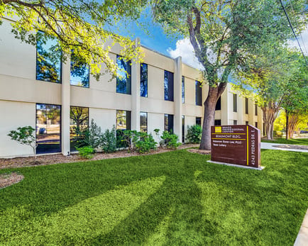 Image 2 of Boxer Workstyle - Beaumont Building - 4243 E Piedras Dr, 78229 - San Antonio - TX