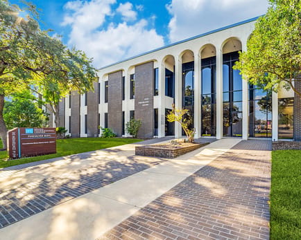 Image 2 of Boxer Workstyle - Finesilver Building - 4414 Centerview, 78229 - San Antonio - TX