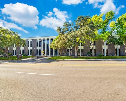 Image 3 of Boxer Workstyle - Finesilver Building - 4414 Centerview, 78229 - San Antonio - TX