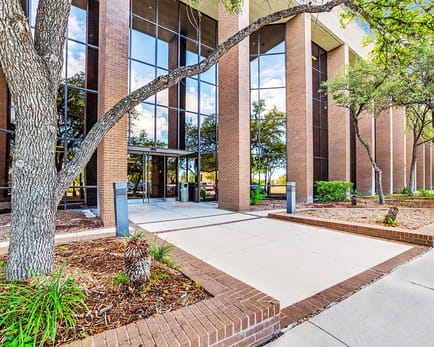 Image 2 of Boxer Workstyle - Brownwood Building - 4440 S Piedras, 78229 - San Antonio - TX