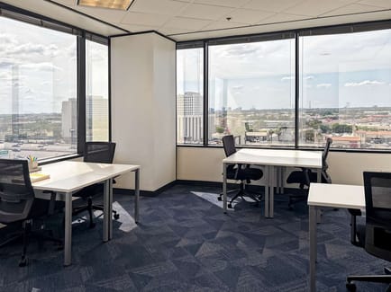 Image 10 of Regus - 6671 Southwest Fwy, 77074 - Houston