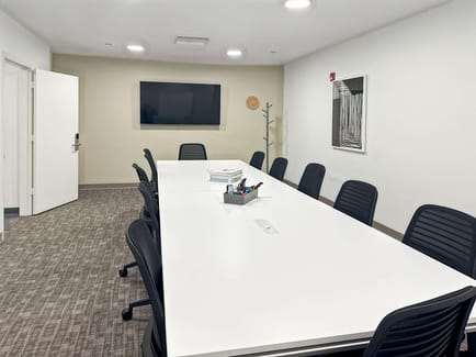Image 3 of Regus - 2001 NW 107th Ave, 33172 - Doral