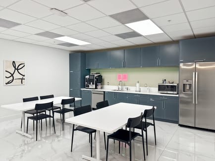 Image 6 of Regus - 2001 NW 107th Ave, 33172 - Doral