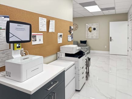 Image 7 of Regus - 2001 NW 107th Ave, 33172 - Doral