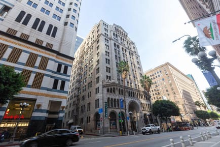 Image 1 of Regus - 811 W 7th St, 90017 - Los Angeles