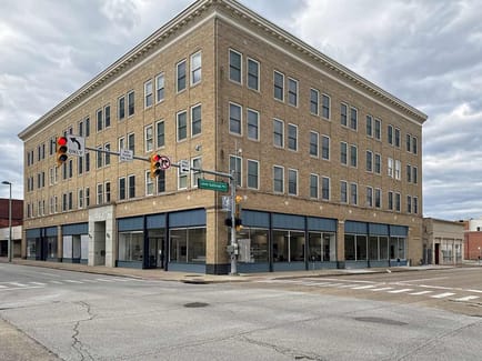 Image 1 of Regus - 1038 Quarrier St., 25301 - Hollywood