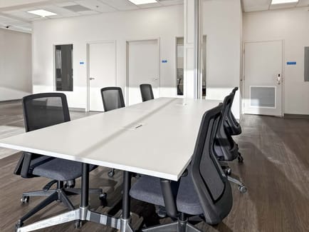Image 10 of Regus - 1038 Quarrier St., 25301 - Hollywood