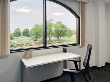 Image 12 of Regus - 4200 Fashion Square Blvd., 48603 - Saginaw