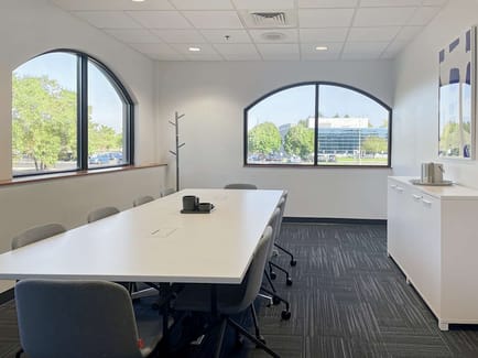 Image 3 of Regus - 4200 Fashion Square Blvd., 48603 - Saginaw