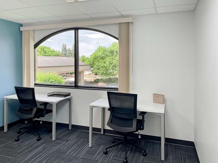 Image 4 of Regus - 4200 Fashion Square Blvd., 48603 - Saginaw