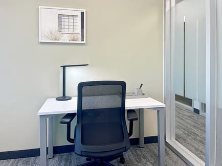 Image 4 of Regus - 411 State Route 17, 07604 - Hasbrouck Heights