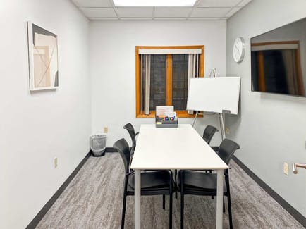 Image 9 of Regus - 2149 Velp Ave., 54303 - Green Bay