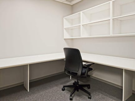 Image 12 of Regus - 2321 Energy Drive, 44641 - Louisville
