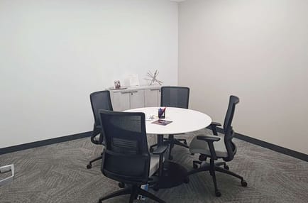 Image 9 of Regus - 303 Congressional Blvd, 46032 - Carmel