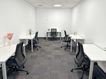Image 8 of Regus - 785 Orchard Drive, 95360 - Folsom