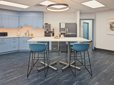 Image 2 of Regus - 7055 Engle Rd, 44130 - Middlesburg Heights