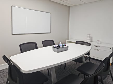 Image 3 of Regus - 7055 Engle Rd, 44130 - Middlesburg Heights
