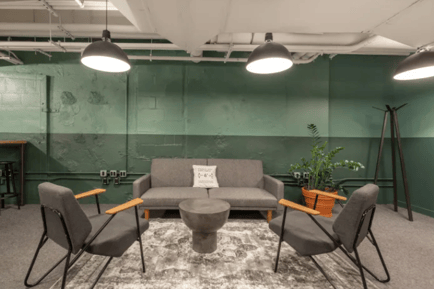 Image 5 of IWG (Regus) - 645 Grand River, 48843 - Howell - MI