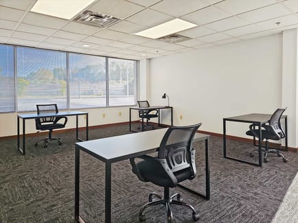 Image 4 of IWG (Regus) - 258 Corporate Dr, 53714 - Madison, WI