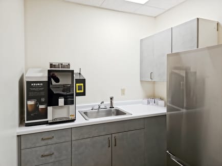 Image 6 of IWG (Regus) - 258 Corporate Dr, 53714 - Madison, WI