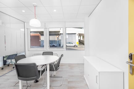 Image 7 of (Duplicate) REGUS - One Elmfield Park