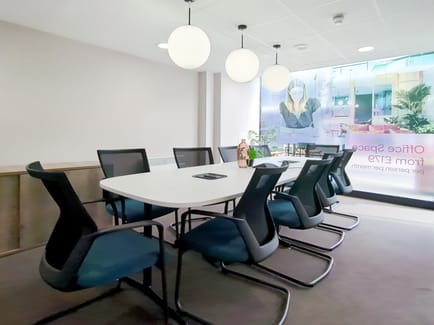 Image 3 of Regus - 23-25 Market Street