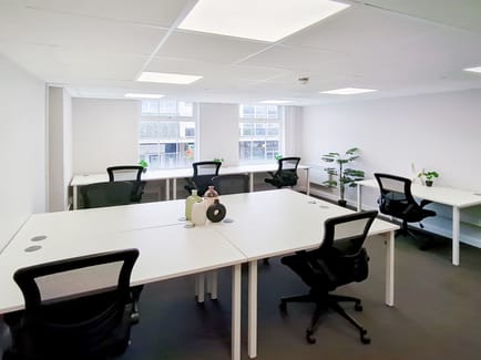 Image 7 of Regus - 23-25 Market Street