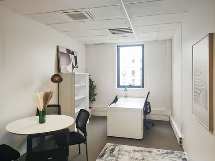 Image 4 of Regus - 9- 11 rue Gaston Boyer