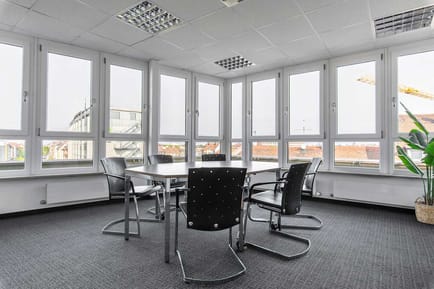Image 3 of Hq - 2nd, 3rd & 5th floor,Fuerther Strasse 27