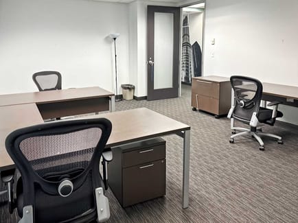 Image 4 of Regus - 5113 S. Harper,Suite 2C