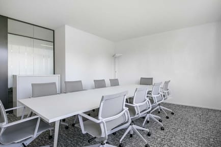 Image 9 of Regus - GF, 1st, 2nd, 3rd, 4th floor,Karl-Ferdinand-Braun-Str. 5