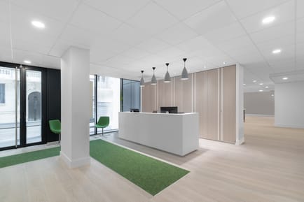Image 2 of Regus - 132 rue Bossuet