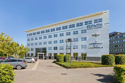 Image 2 of Regus - Pettelaarpark 84