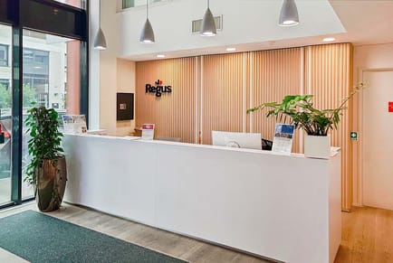 Image 2 of Regus - 23 rue crepet