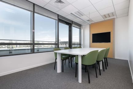 Image 3 of Stop & Work - 5 Rue Charles de Gaulle,6th floor