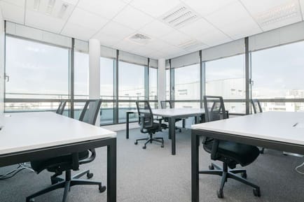 Image 4 of Stop & Work - 5 Rue Charles de Gaulle,6th floor