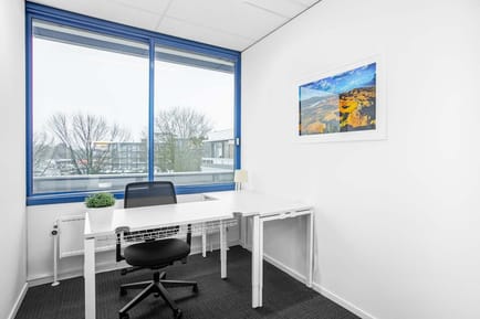 Image 4 of Regus - Laan van Westroijen 6