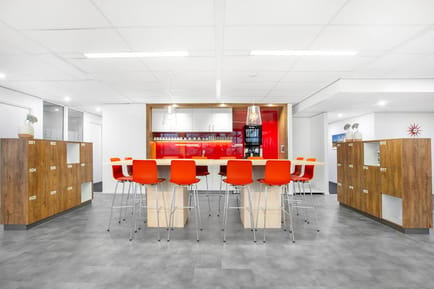 Image 6 of Regus - Laan van Westroijen 6