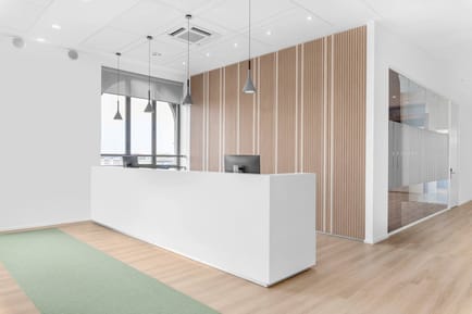 Image 2 of Regus - Via Confienza N. 10