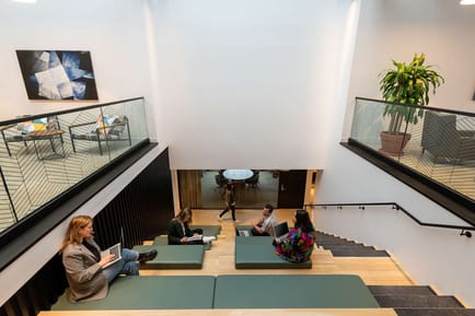 Image 9 of Spaces - 15 Rue Jos Montferrand