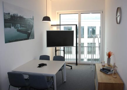 Image 1 of Regus - Johanna-Kinkel-Straße 1 + 2