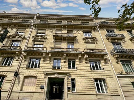 Image 1 of Signature - 32-34 Avenue Kleber